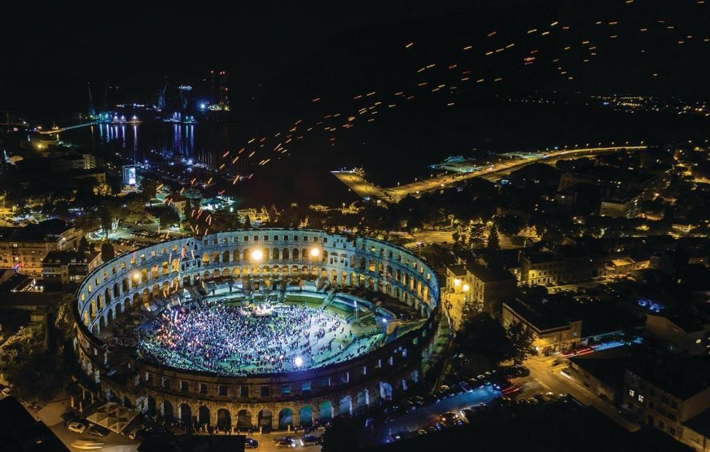 Apartmani Valdebek بولا المظهر الخارجي الصورة